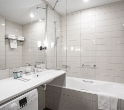 3-комнатные апартаменты Люкс в Ramada Hotel & Suites by Windhham Novosibirsk