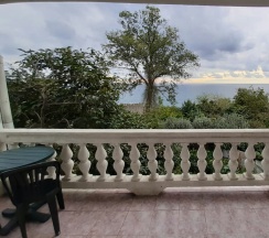 Трехместный номер с кроватью размера "queen-size" с видом на море в Морская звезда