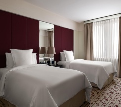 Номер Гранд Премьер Твин в Four Seasons Hotel Moscow