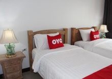 Двухместный номер Superior 2 отдельные кровати в Oyo 75409 Premium The Family Hotel