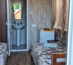 Двухместный номер Superior с балконом и с красивым видом из окна 2 отдельные кровати в Диковинка Сочи