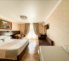 Корпус 1 *Полулюкс* 5-ти местный в Анжелина