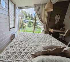 Коттедж с красивым видом из окна в Бали