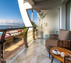 Номер “Caramel Apart” Апартаменты с видом на море в Morskoy resort