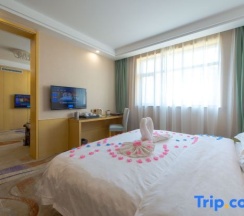 Семейный номер Standard в Dunhuang Hotel