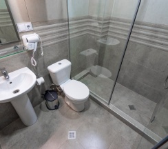Номер Standard в Imperial House Hotel