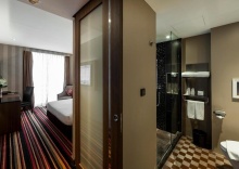 Двухместный номер Deluxe двуспальная кровать в The Continent Hotel Sukhumvit / Asok BTS Bangkok by Compass Hospitality