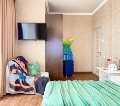 Двухкомнатный люкс в Милана