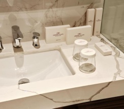 Двухместный номер Standard двуспальная кровать в Hotel Crowne Plaza Tashkent, an IHG Hotel