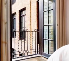 Двухместная студия Deluxe двуспальная кровать в The Mercer