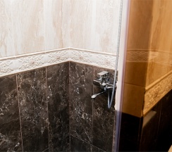 М.Горького 85Б. 1-комн.кв., 1-этаж, 81 в АнтиОтель