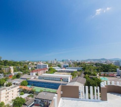 Полулюкс с балконом в W Phuket Residences