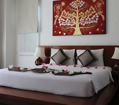 Двухместный люкс Deluxe с частичным видом двуспальная кровать в Laguna Villas Boutique Hotel