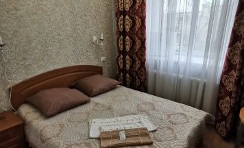 Одноместный СТАНДАРТ (душ и санузел в номере, 2-хспальная кровать) в Гармония