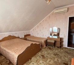 Семейный номер Standard с красивым видом из окна в Удача