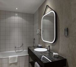 Двухместный номер с видом на Кёльнский собор Deluxe двуспальная кровать в Hilton Cologne