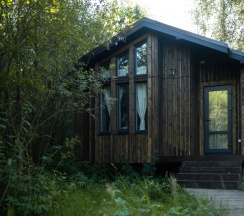 Семейный коттедж с балконом в В кронах