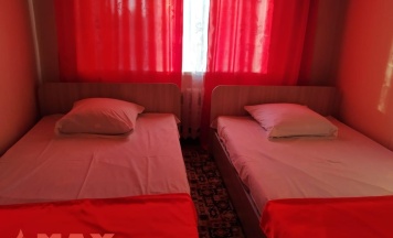 Номер люкс с 2 односпальными кроватями в Maxrooms Купино Сибирия