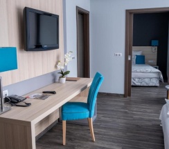Одноместная студия Superior с балконом в Regnum Residence