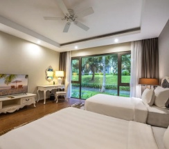 Вилла с 3 комнатами с видом на бассейн в Vinpearl Resort & Spa Nha Trang Bay