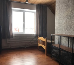 Комната стандарт с 1 односпальной и 1 двухъярусной кроватью Свет в Портал Белуха