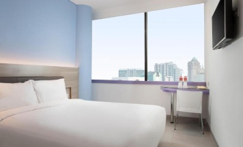 Двухместный номер Superior двуспальная кровать в Amaris Hotel Mampang - Jakarta