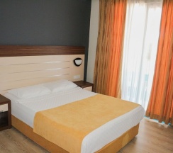 Люкс в Hawaii Suite Beach Hotel