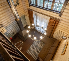 Гостевой дом с горячей купелью и камином в Лепота