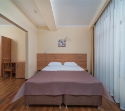 Семейный 3-х местный в Room hotel