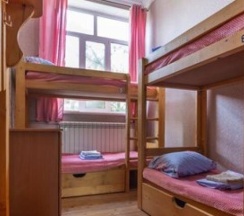 Кровать в общем номере (женский номер) в Турали