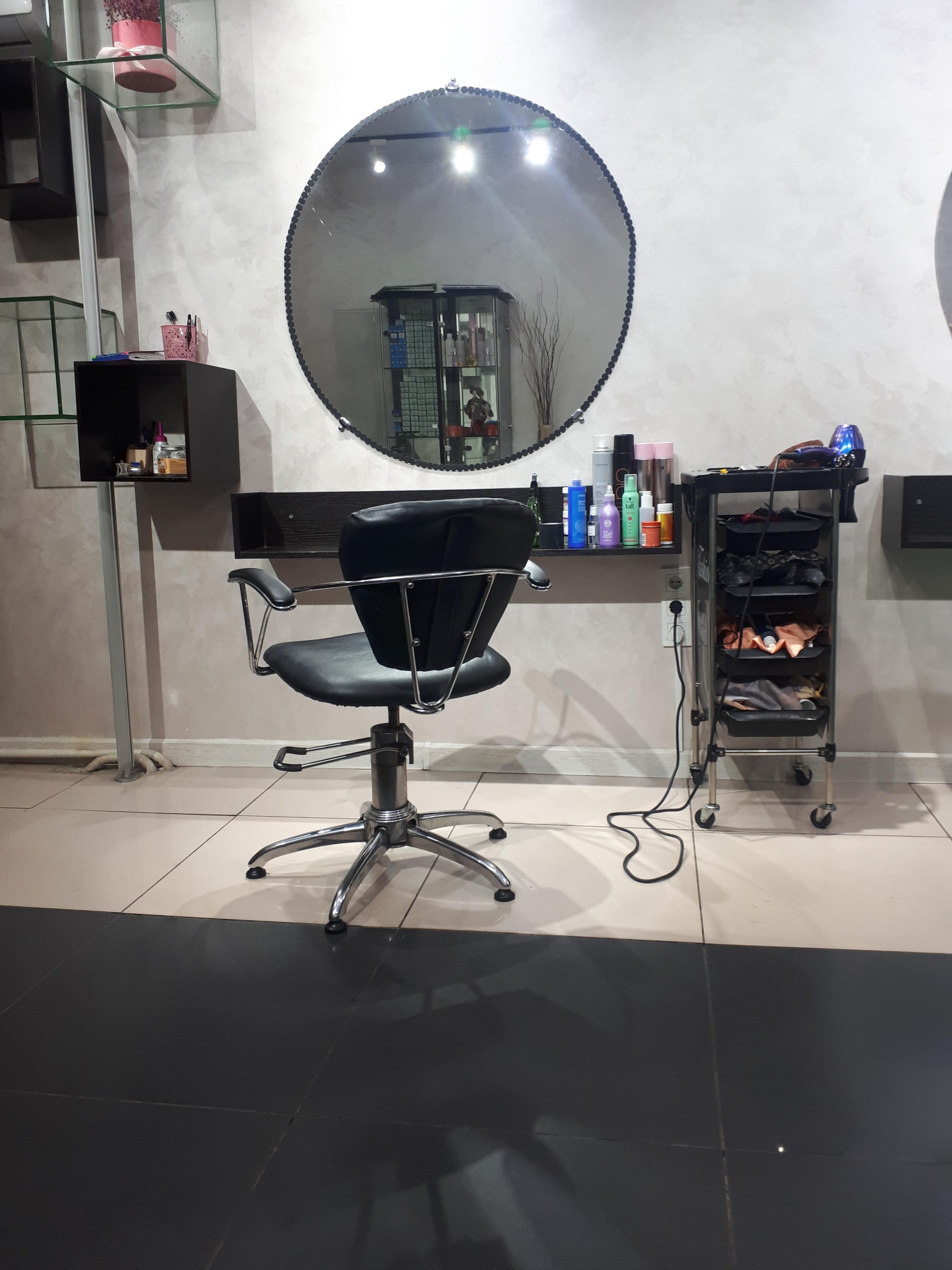 Жезөкшелер тек Симферопольде, бәрі әдемі.