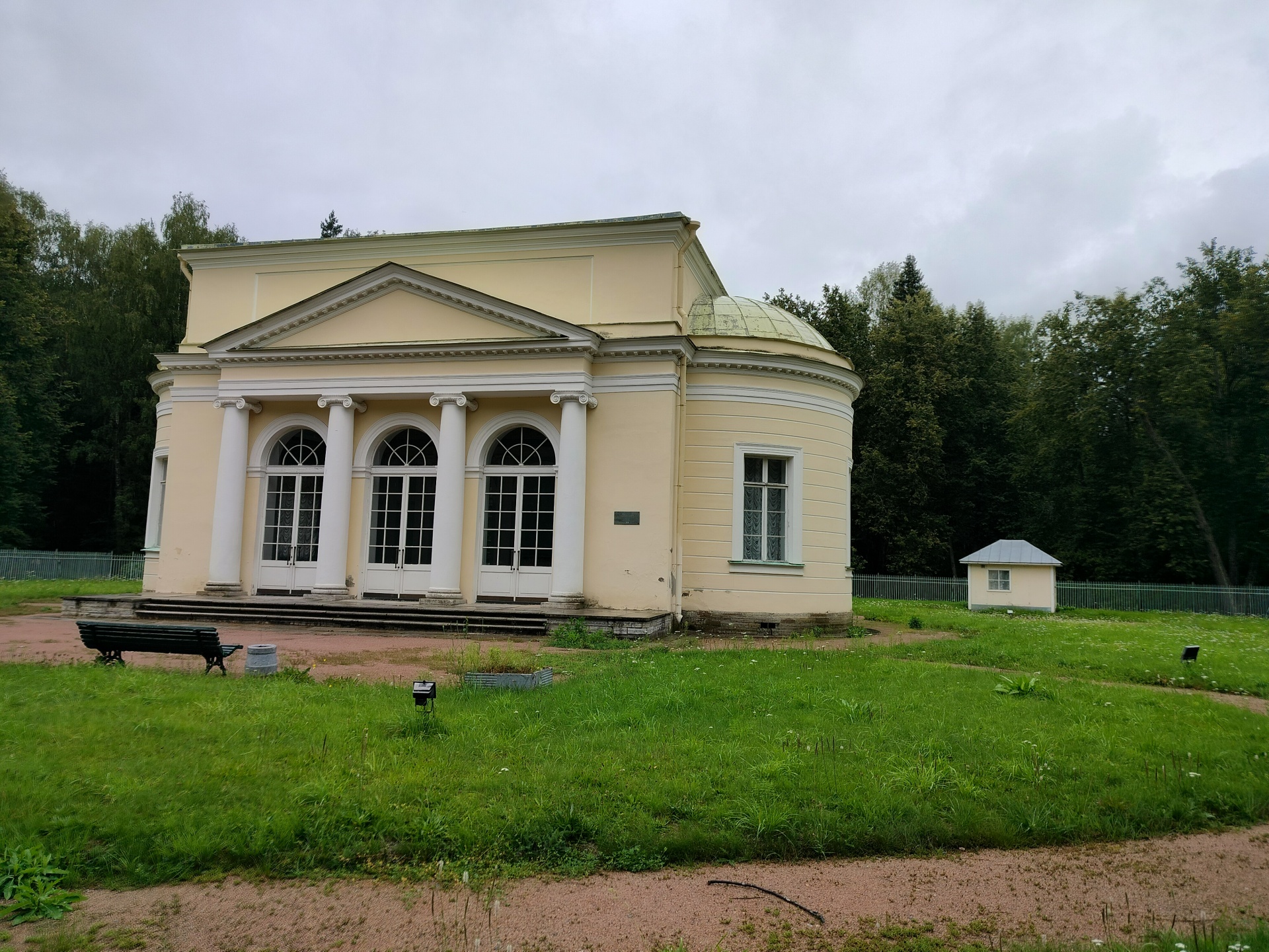 Павловск, касса железнодорожной станции, Привокзальная площадь, 1,  Санкт-Петербург — 2ГИС