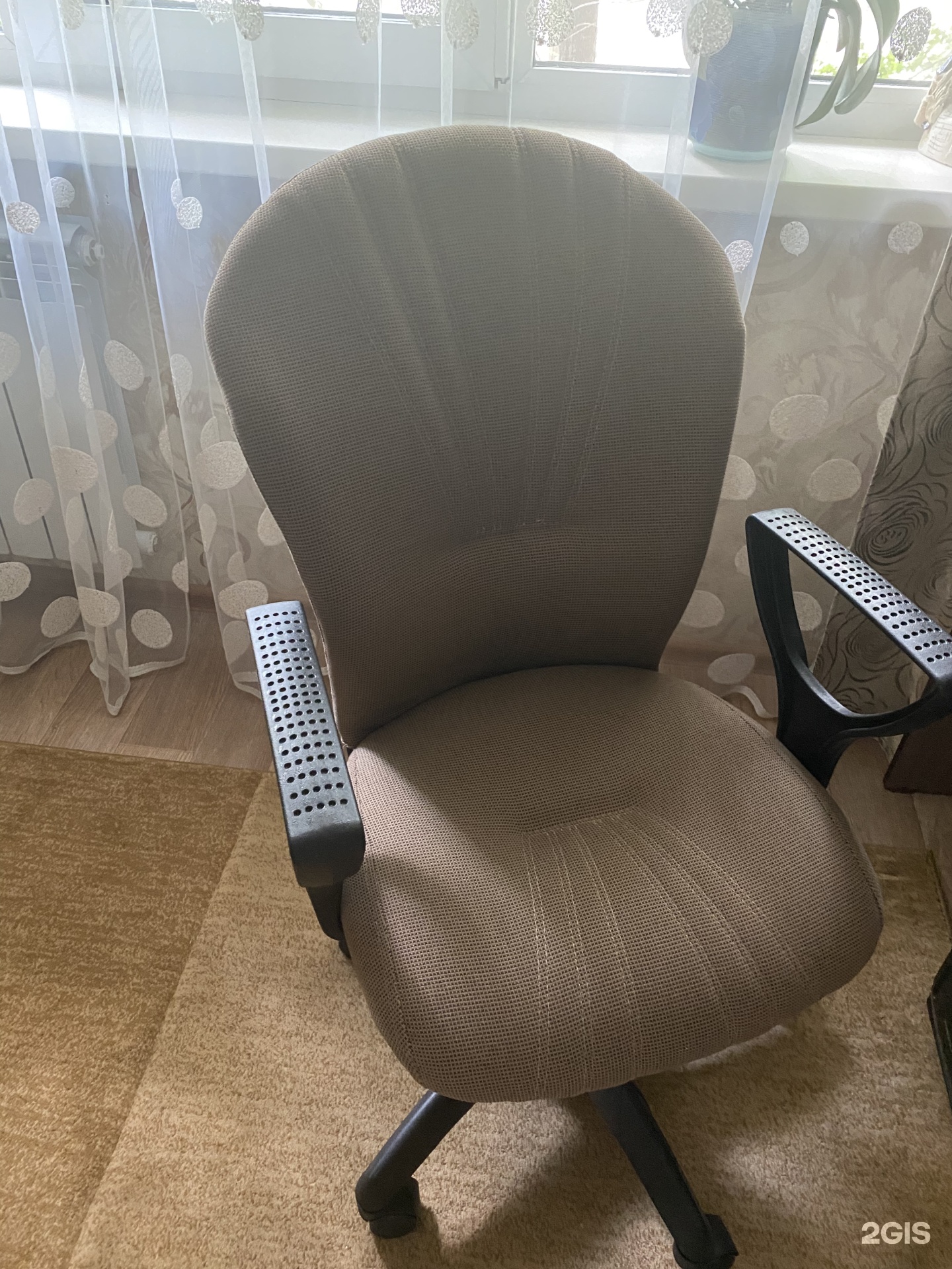 Компьютерное кресло 12 стульев