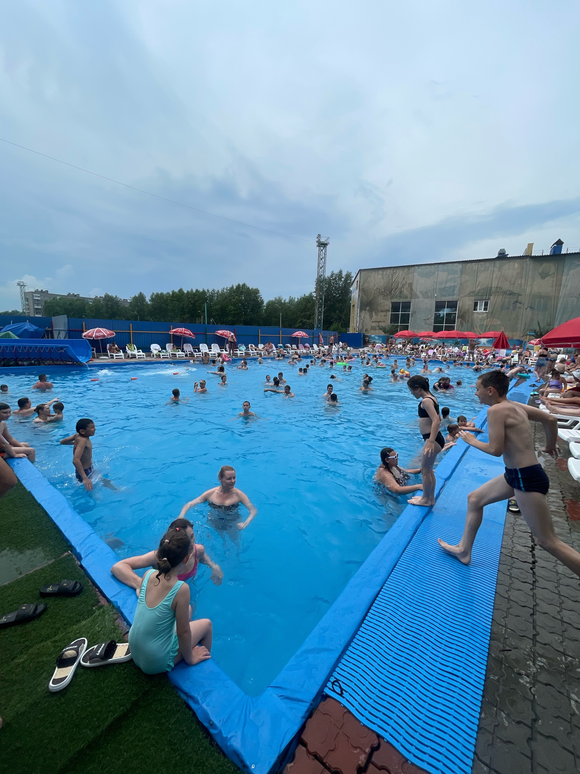 Лидер-Лэнд, аквапарк, Республиканская, 12/2, Новосибирск — 2ГИС