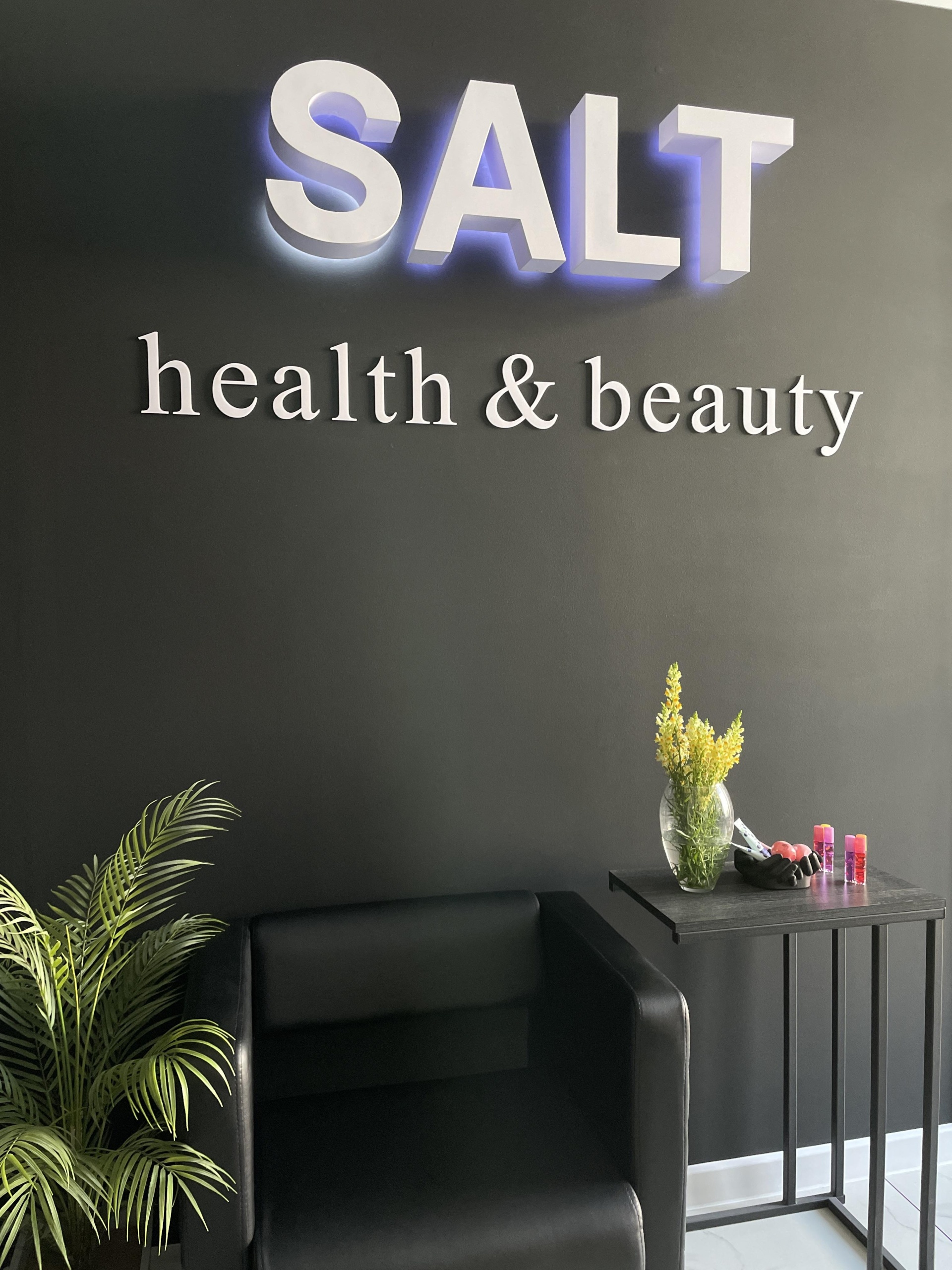 Salt health&beauty, салон здоровья и красоты, улица Фармана Салманова, 14,  Тюмень — 2ГИС