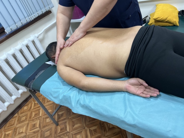 Цензурасыз оргазм порно видео Жапон әйелдері үстел үстіндегі бейне