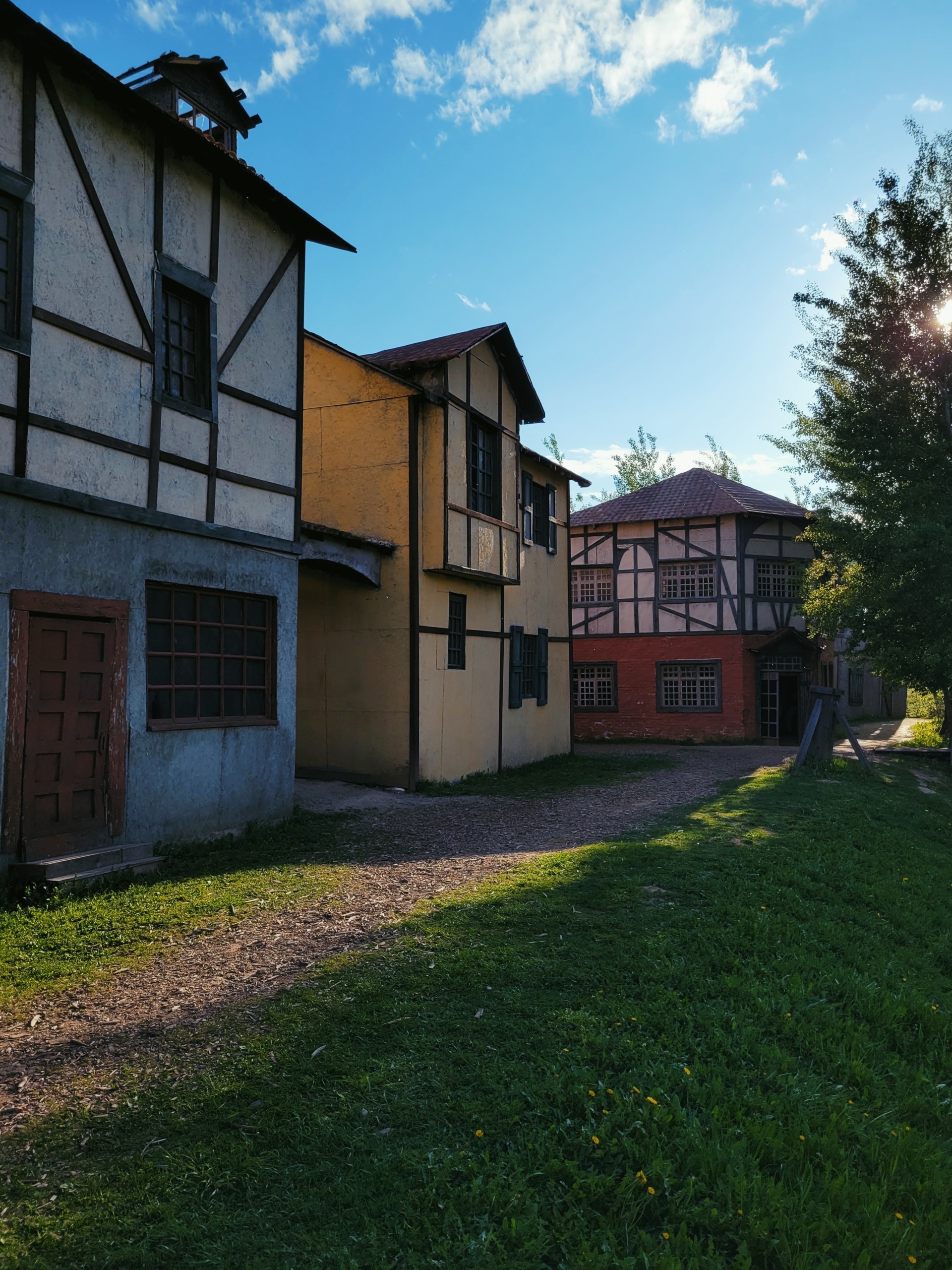 Piligrim Porto, киногород-музей, Piligrim Porto, посёлок санатория Мцыри,  вл4, Химки городской округ — 2ГИС