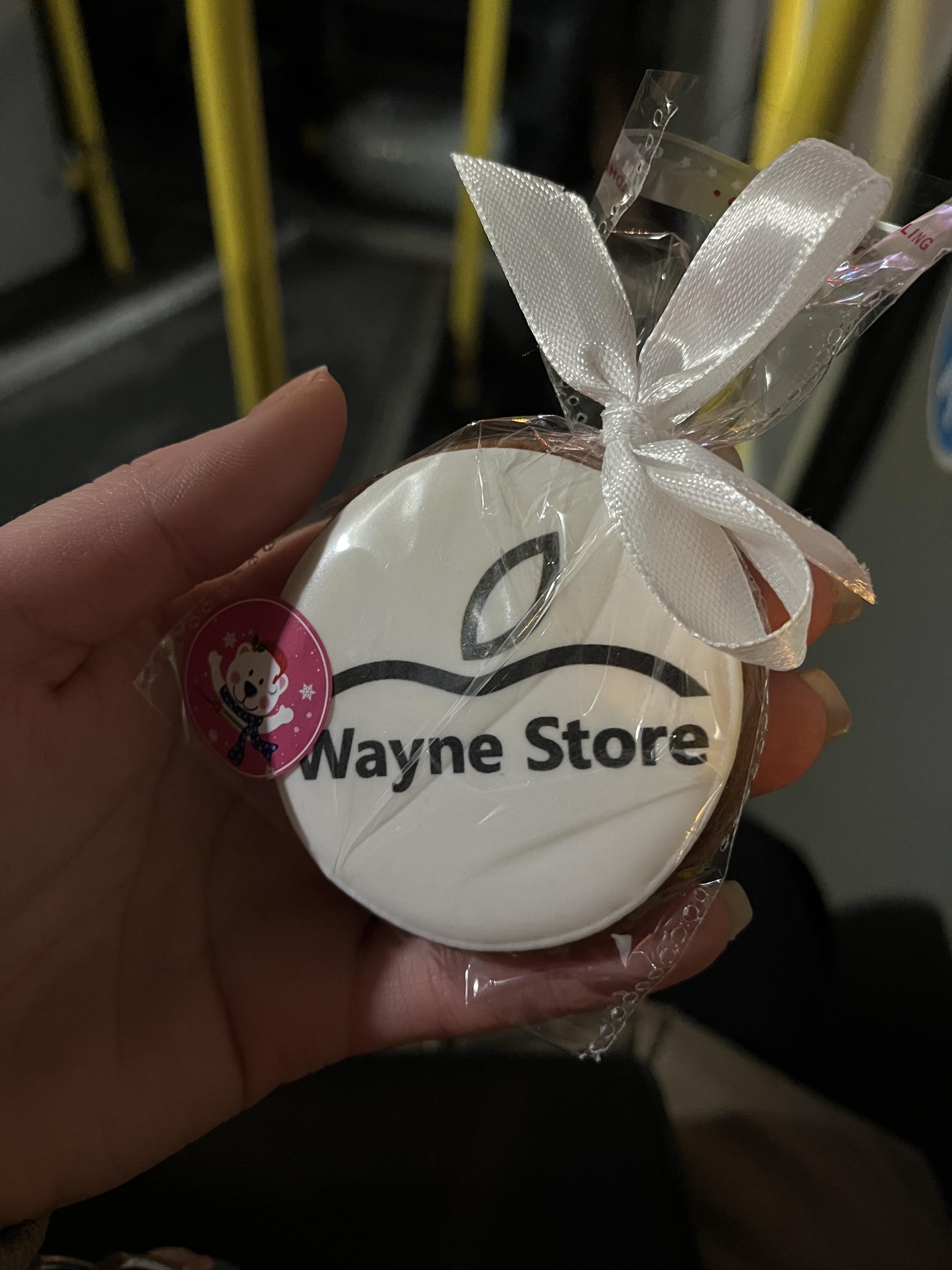 Wayne Store, торгово-сервисный центр, улица Республики, 45, Тюмень — 2ГИС