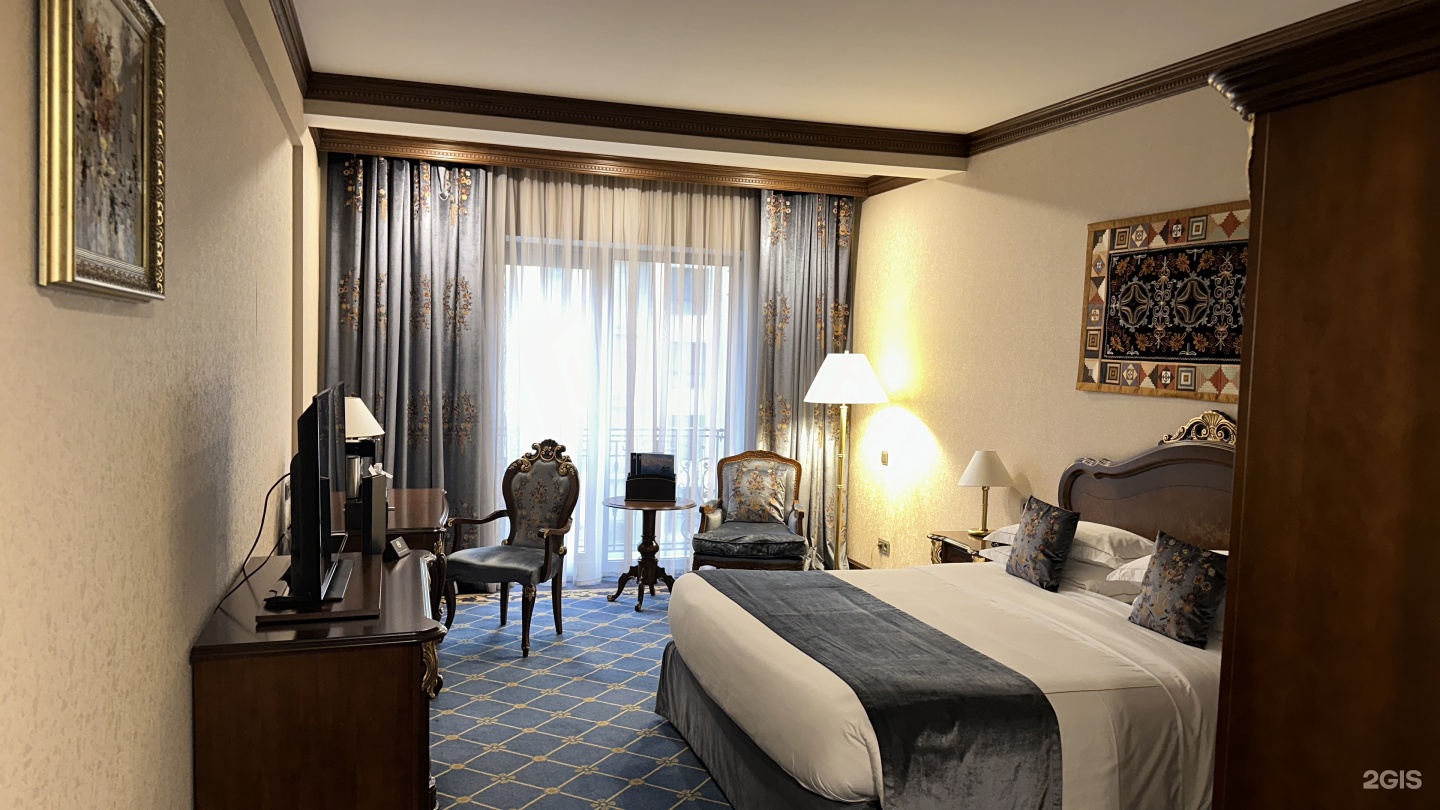 Нәпсіқұмар ақсүйектердің ауыздықсыз сексі