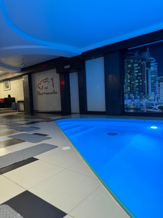 Клитордың қай жерде орналасқанын қараңыз