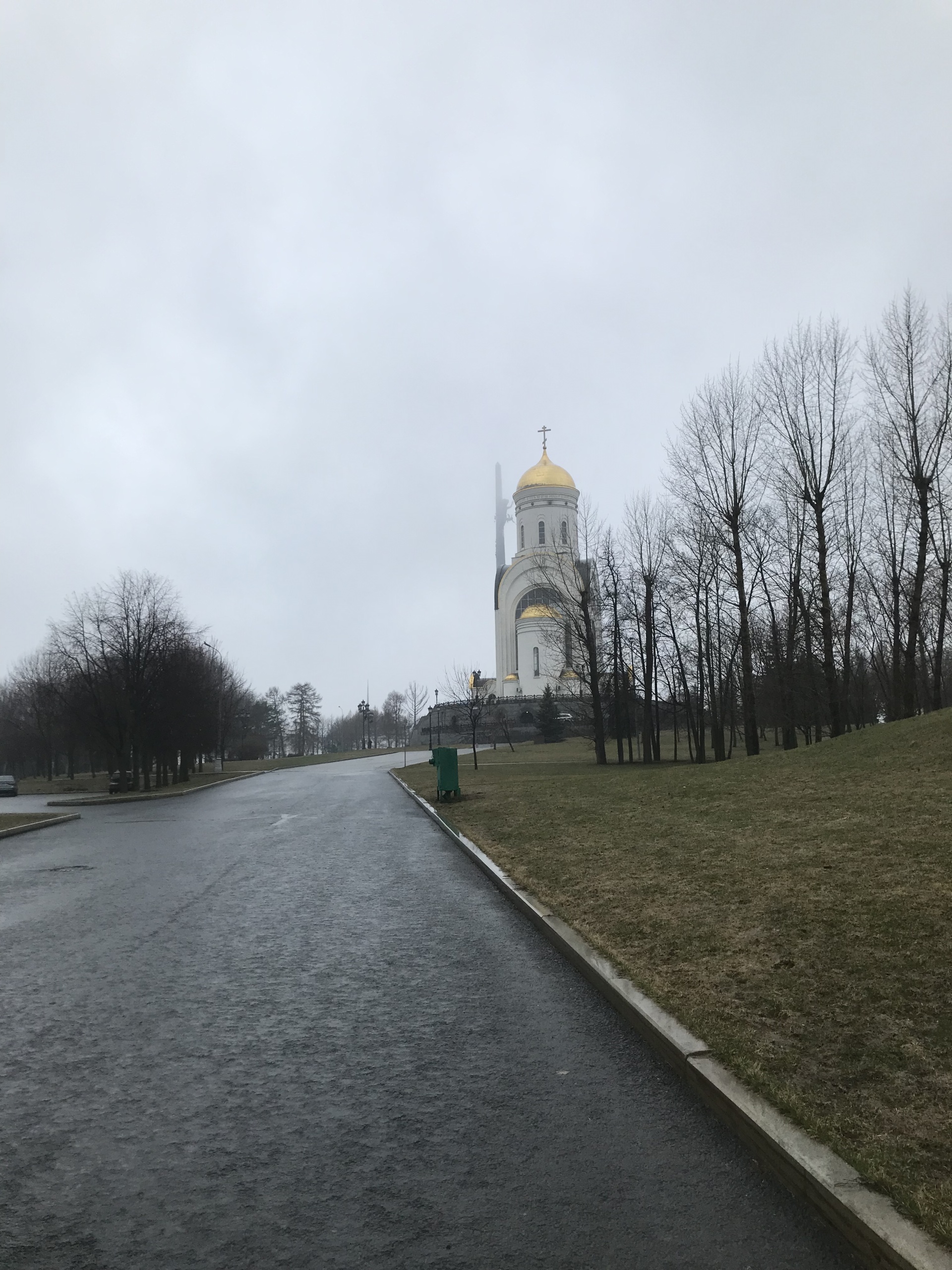 Храм Великомученика Георгия Победоносца Патриаршее подворье на Поклонной  Горе, Парк Победы, площадь Победы, 3Б, Москва — 2ГИС