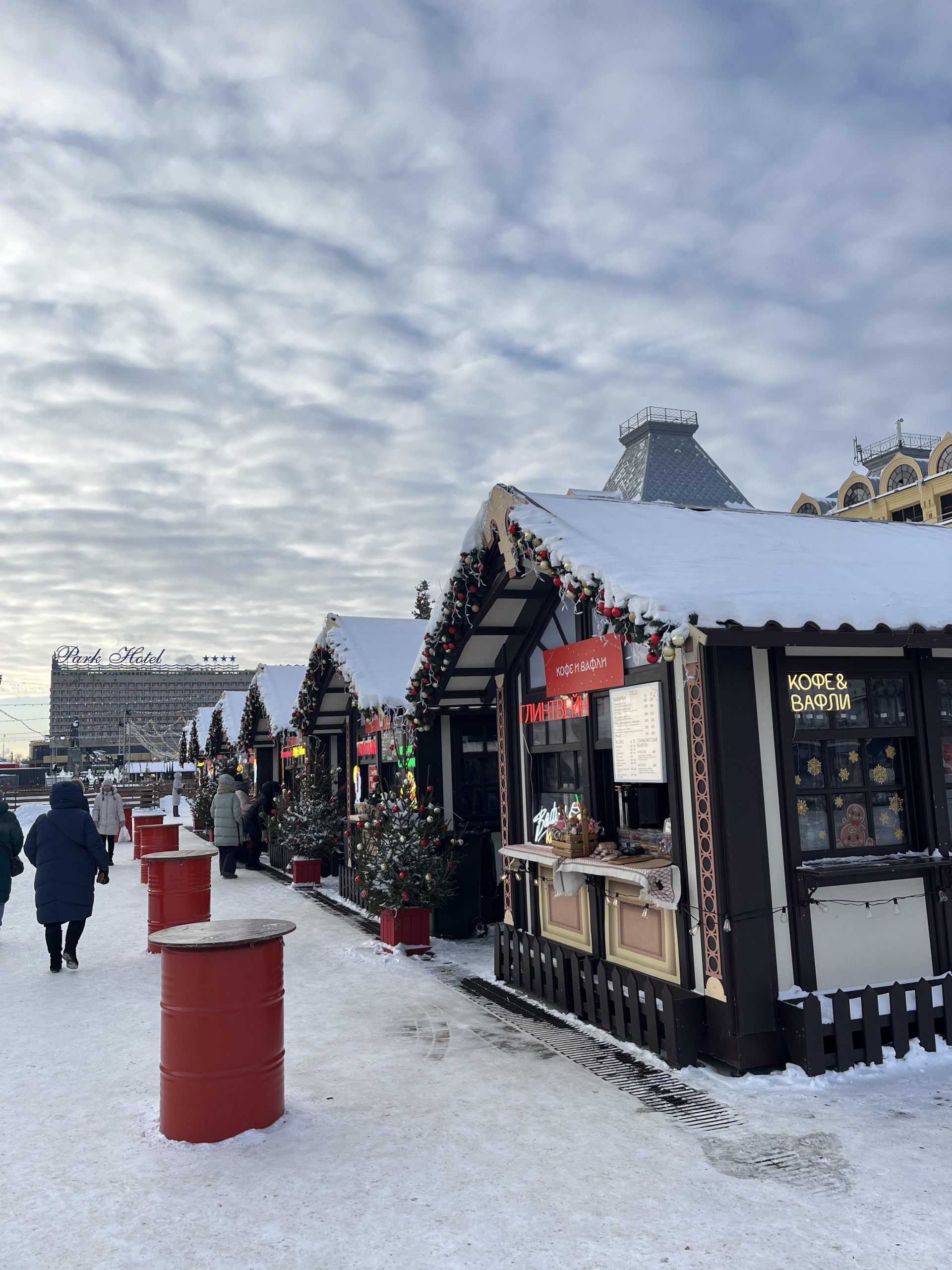 Нижегородская ярмарка, Совнаркомовская улица, 13, Нижний Новгород — 2ГИС