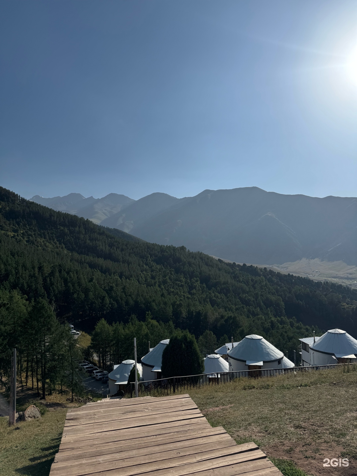 Жалаңаш әдемі үнді әйелдері жалаңаш