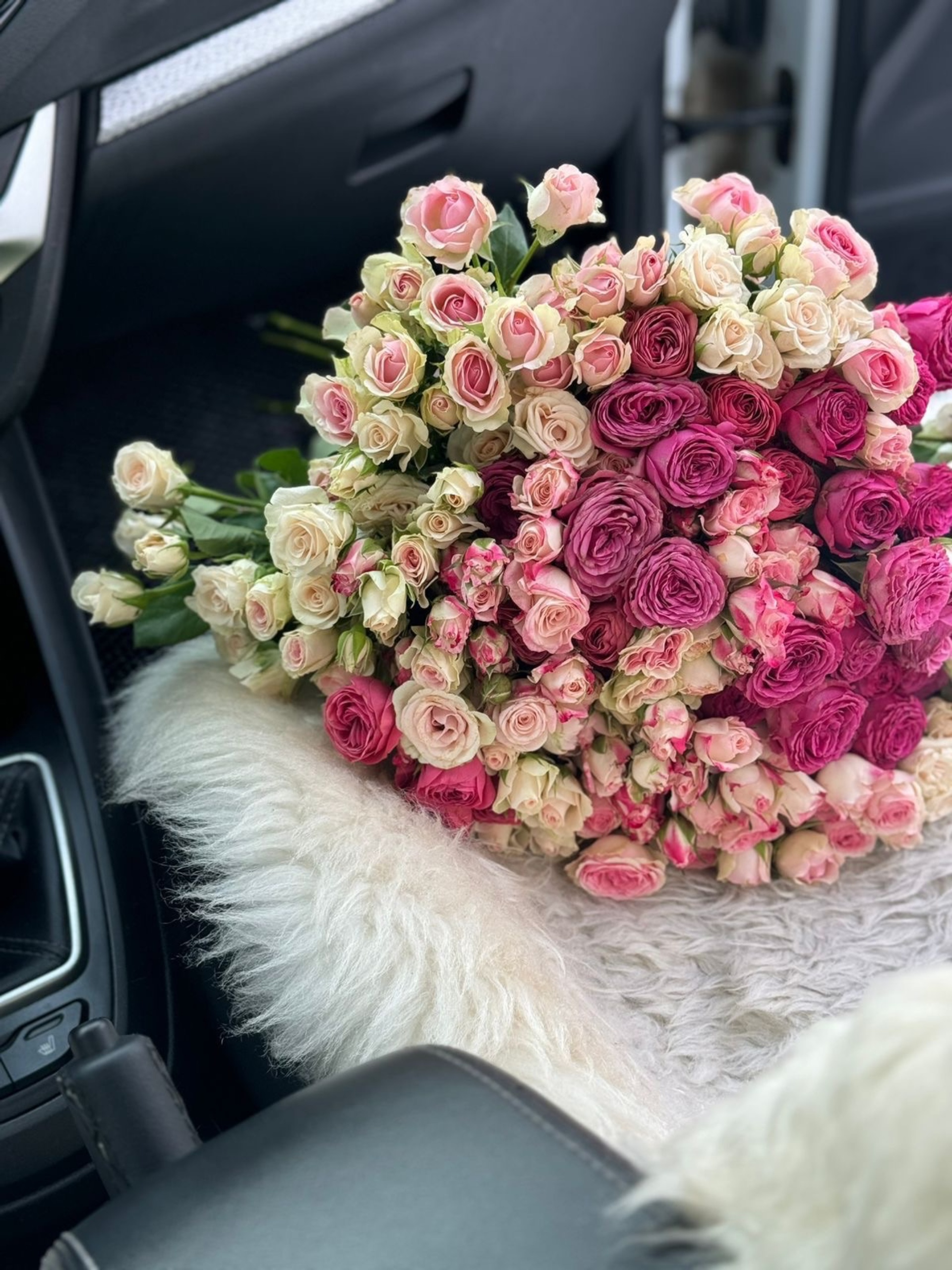 Flower shop, салон цветов, проспект Генерала Тюленева, 21а, Ульяновск — 2ГИС