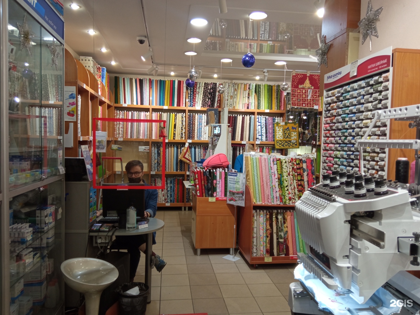 Мир шить. Мир шитья на Московском проспекте 189. Швейные магазины Гатчина. Магазины для шитья метро Озерки.