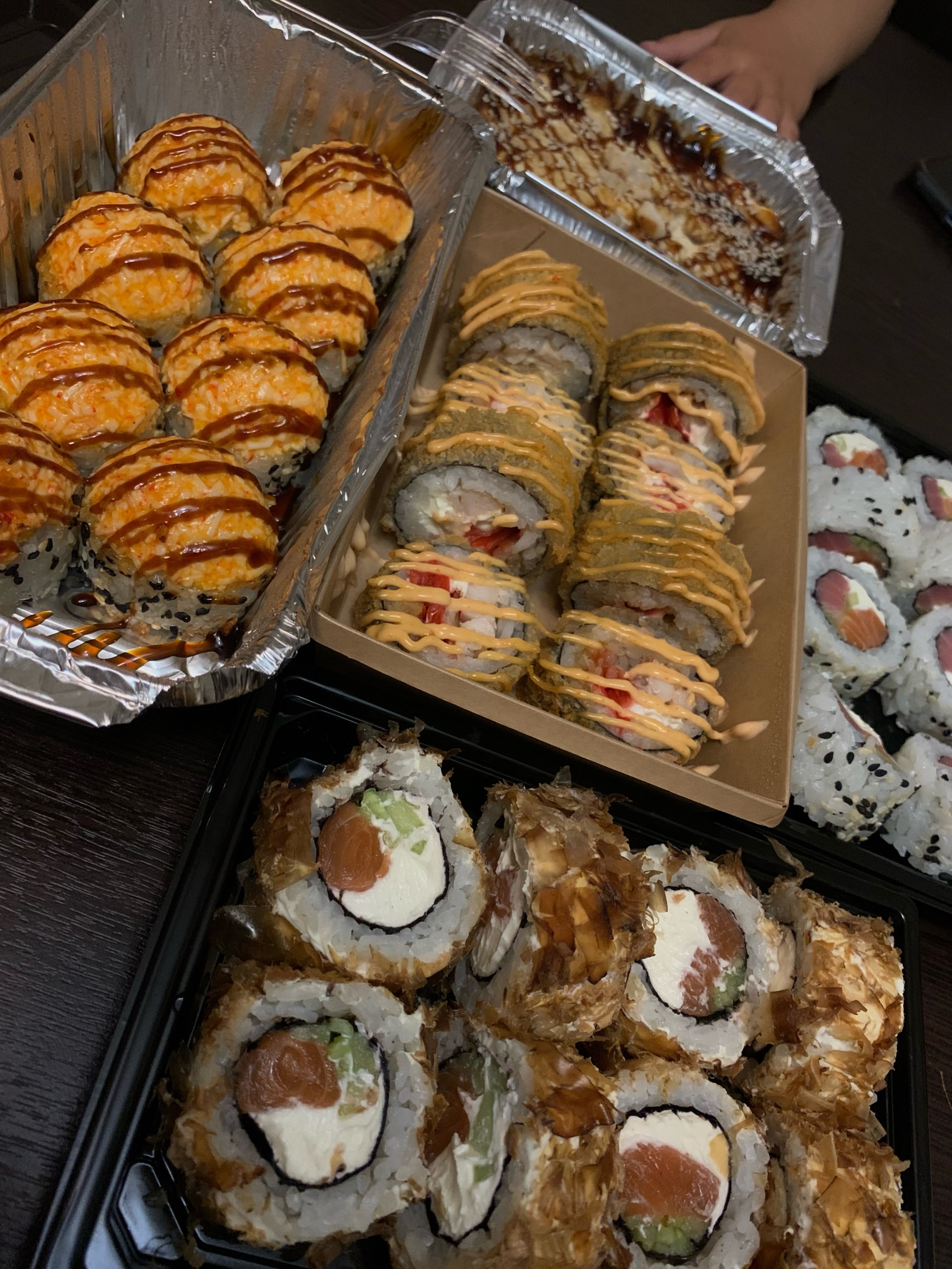 Sasha`s Sushi, служба доставки роллов, Молодёжная улица, 18а, Сосновый Бор  — 2ГИС