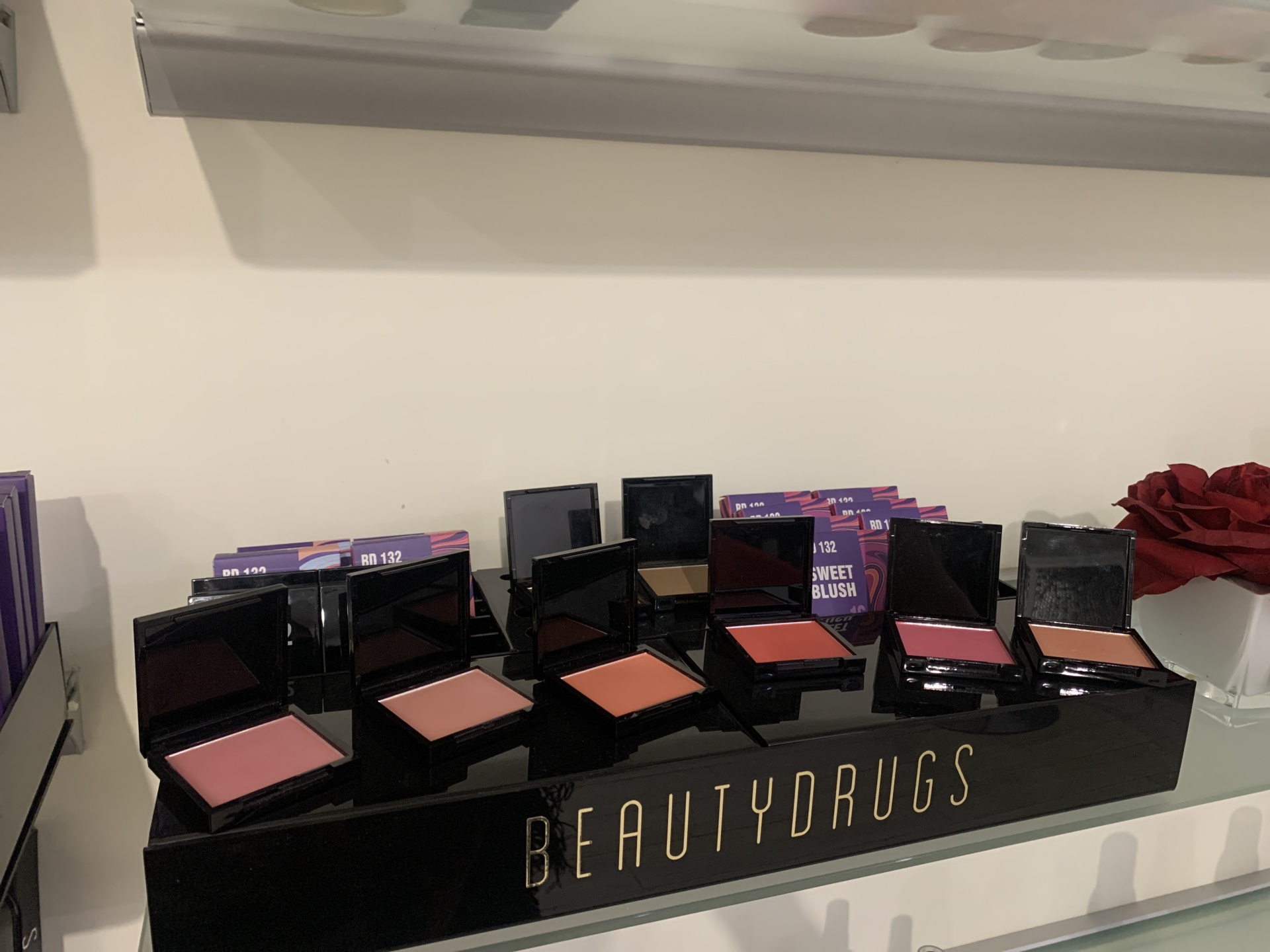 Beautydrugs, интернет-магазин косметики, Зубовский бульвар, 21-23 ст2,  Москва — 2ГИС