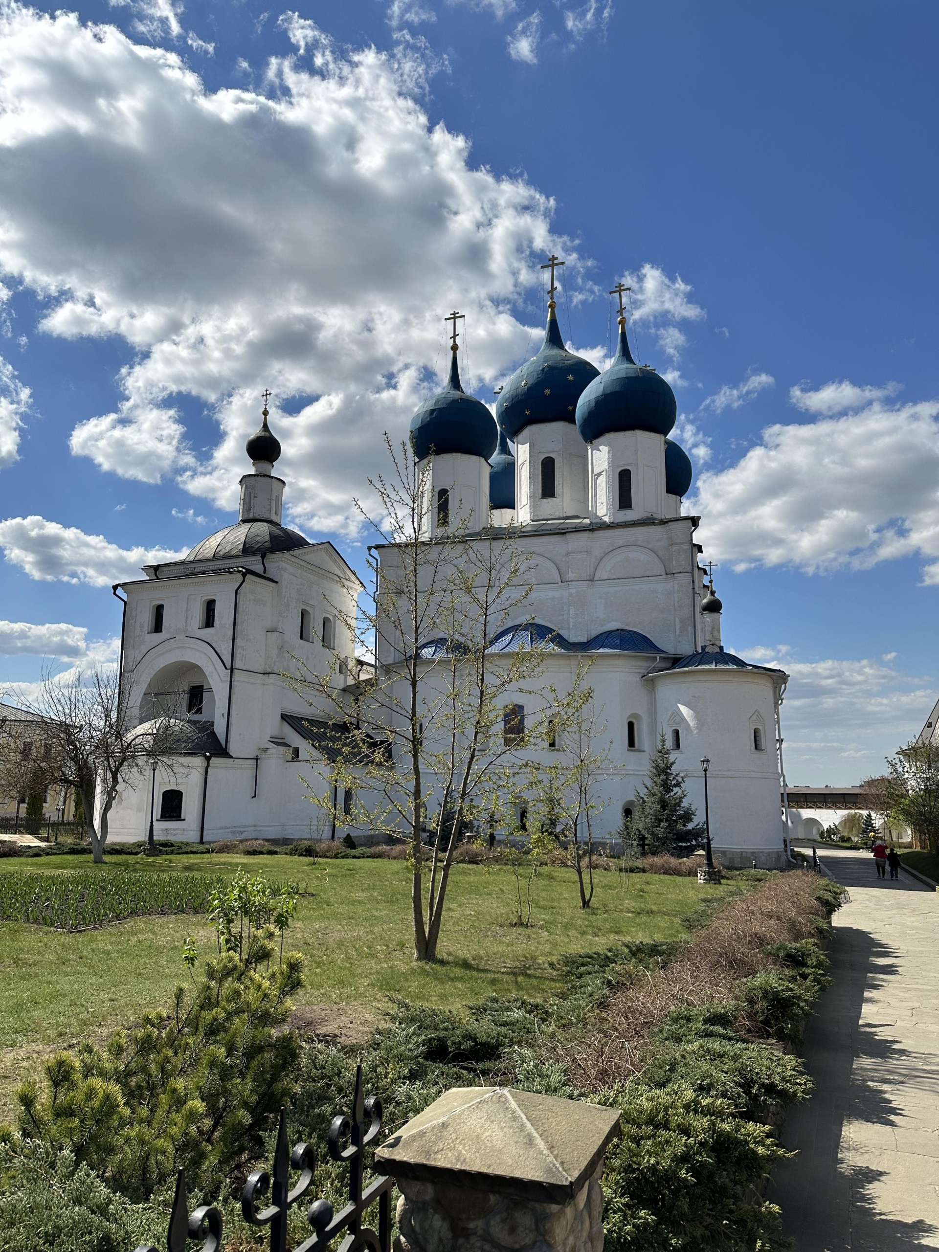 Высоцкий Мужской Монастырь, г. Серпухов, Высоцкий ставропигиальный монастырь,  Калужская улица, 5/3, Серпухов — 2ГИС