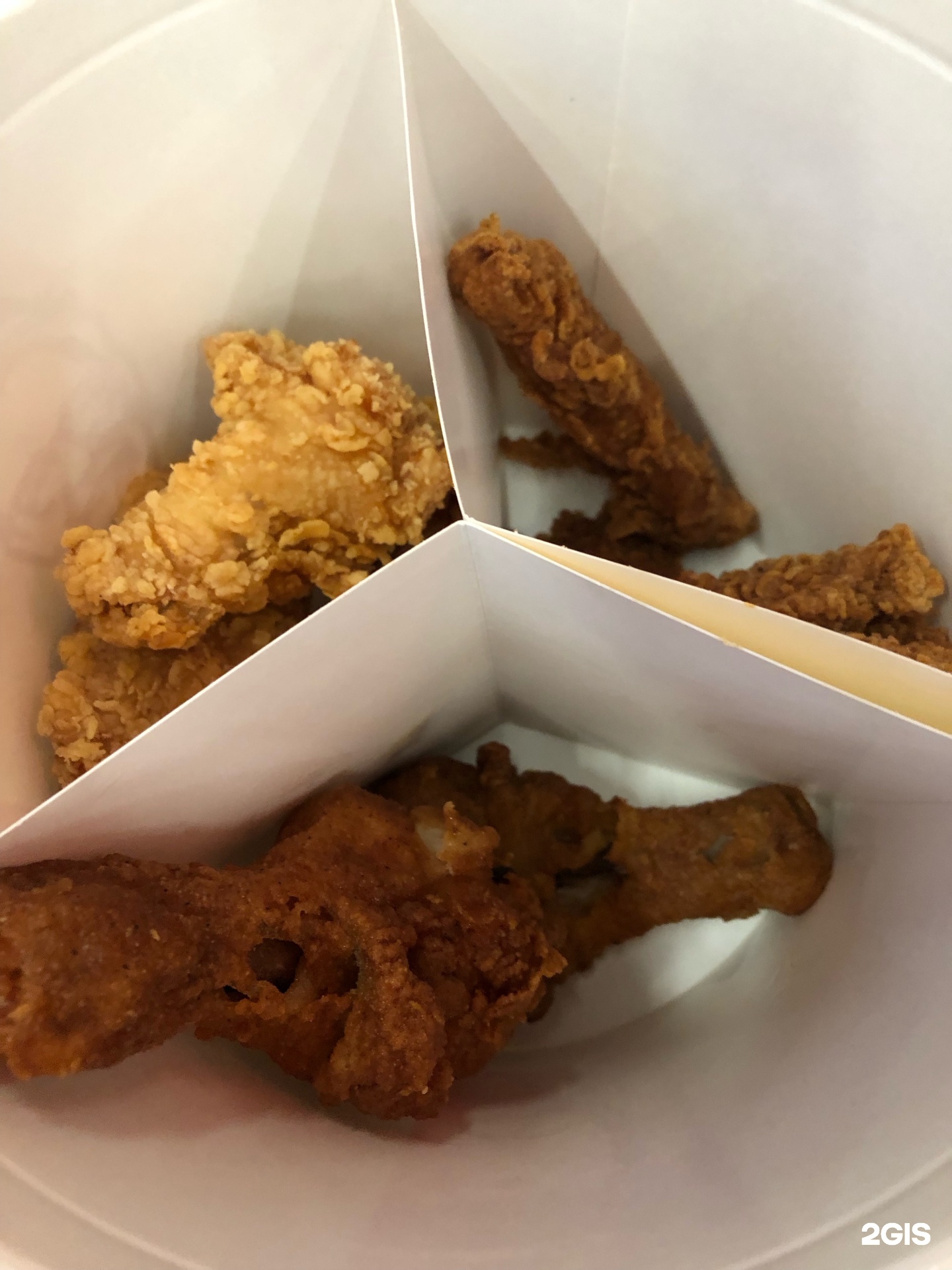 KFC, ресторан быстрого питания, ТРЦ BROSKO MALL, Пионерская улица, 2в,  Хабаровск — 2ГИС