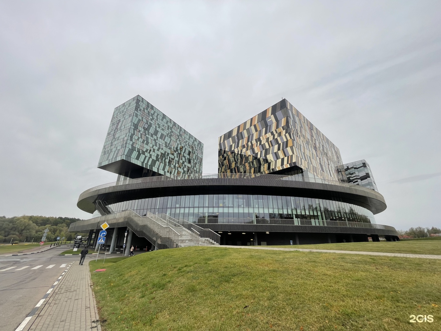 Moscow School of Management SKOLKOVO, улица Новая, 100, д. Сколково — 2ГИС